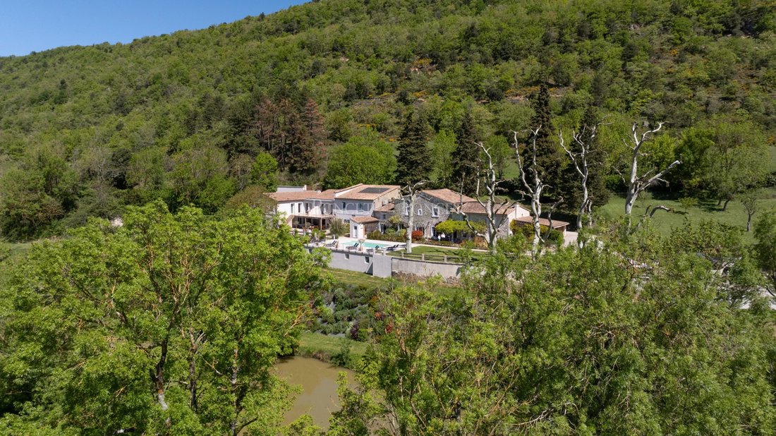 Estate in Petite Ville, Limoux, France 5 - 17993598