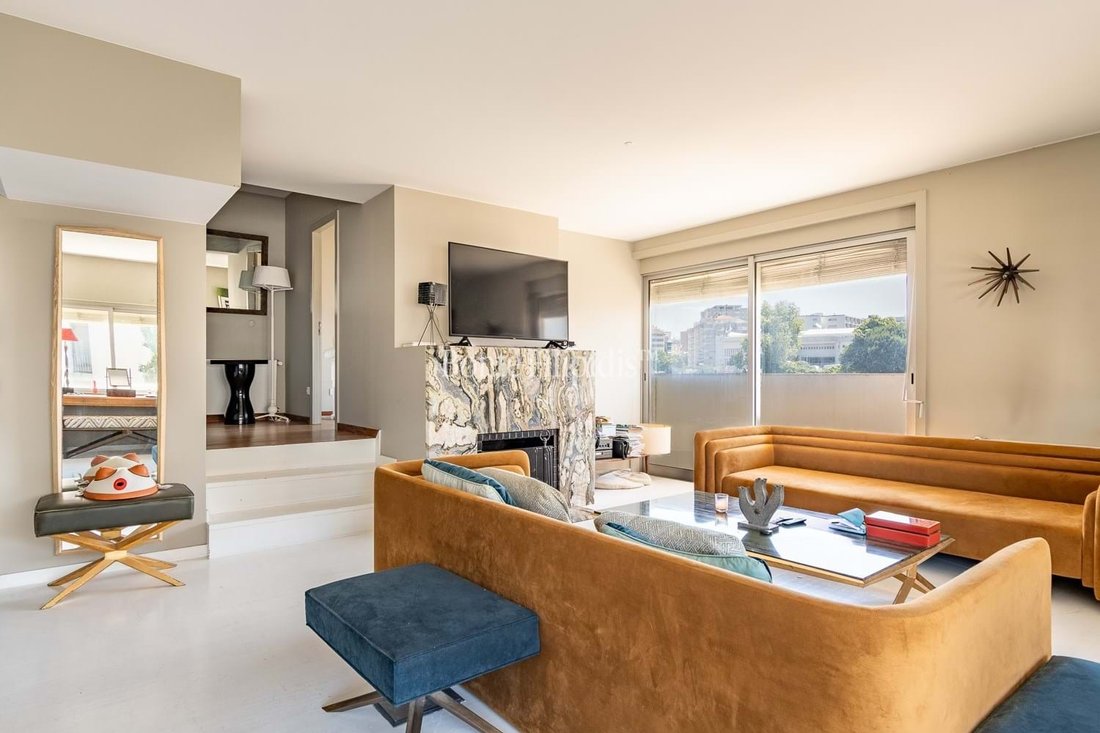 Penthouse in Lordelo do Ouro e Massarelos, Porto District, Portugal 2 - 17986784