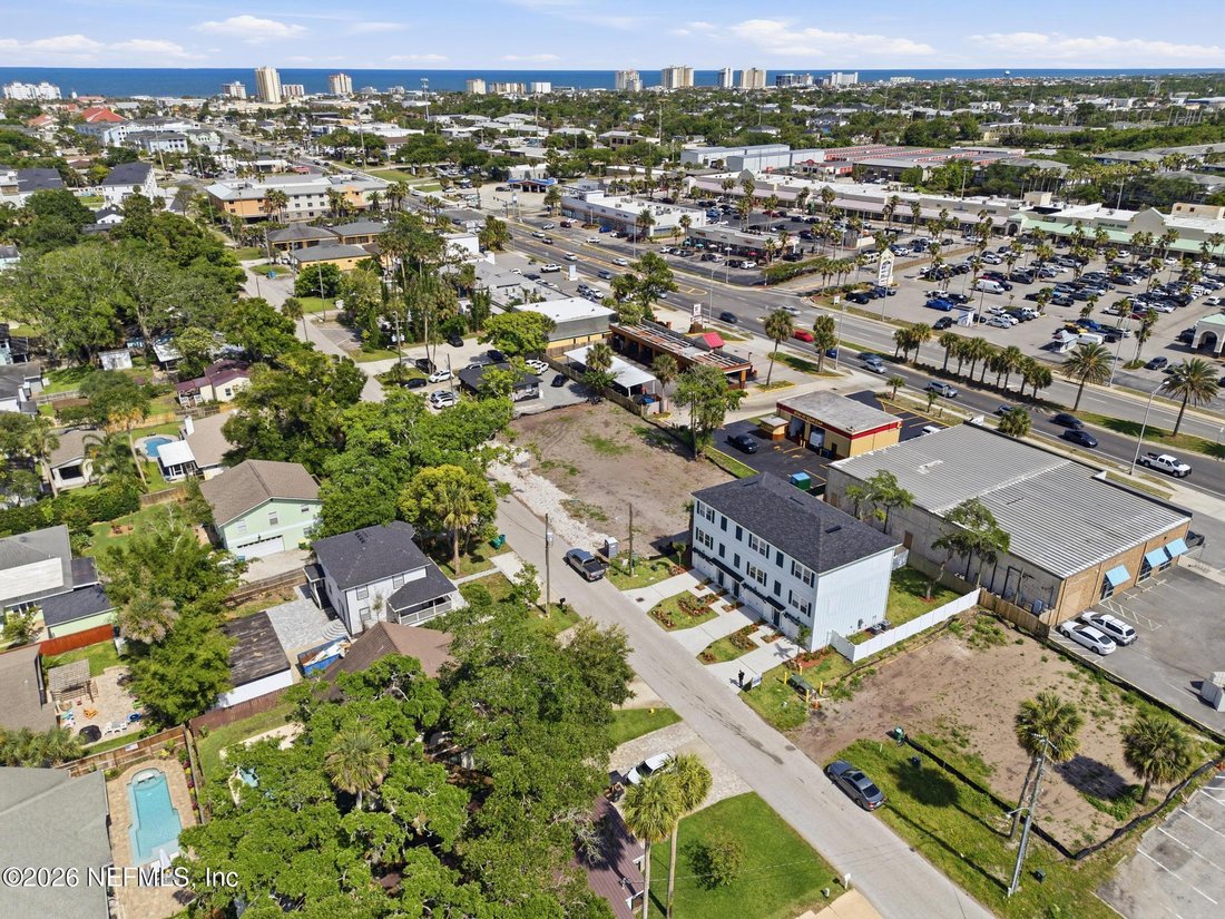 Jacksonville Beach, Florida, United States 4 - 17987366
