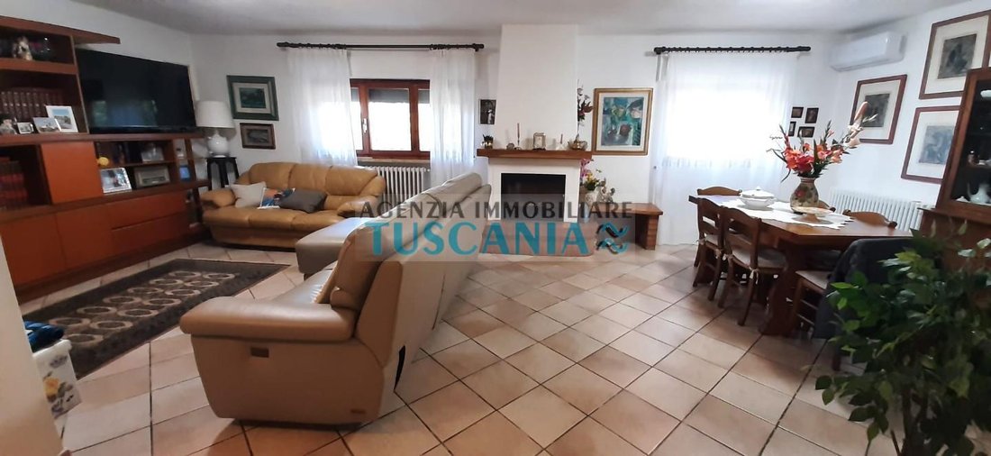 Villa in Cecina Centro, Cecina, Tuscany 2 - 13877682