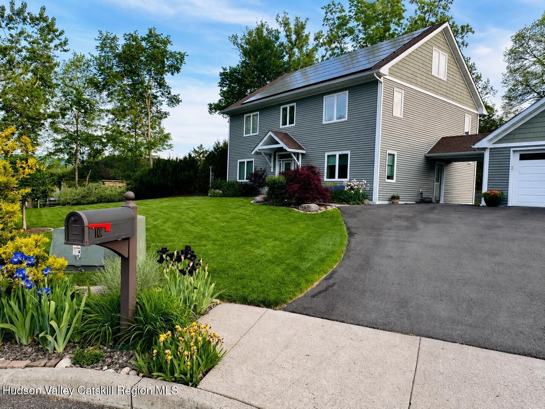House in New Paltz, New York, United States 2 - 17802044