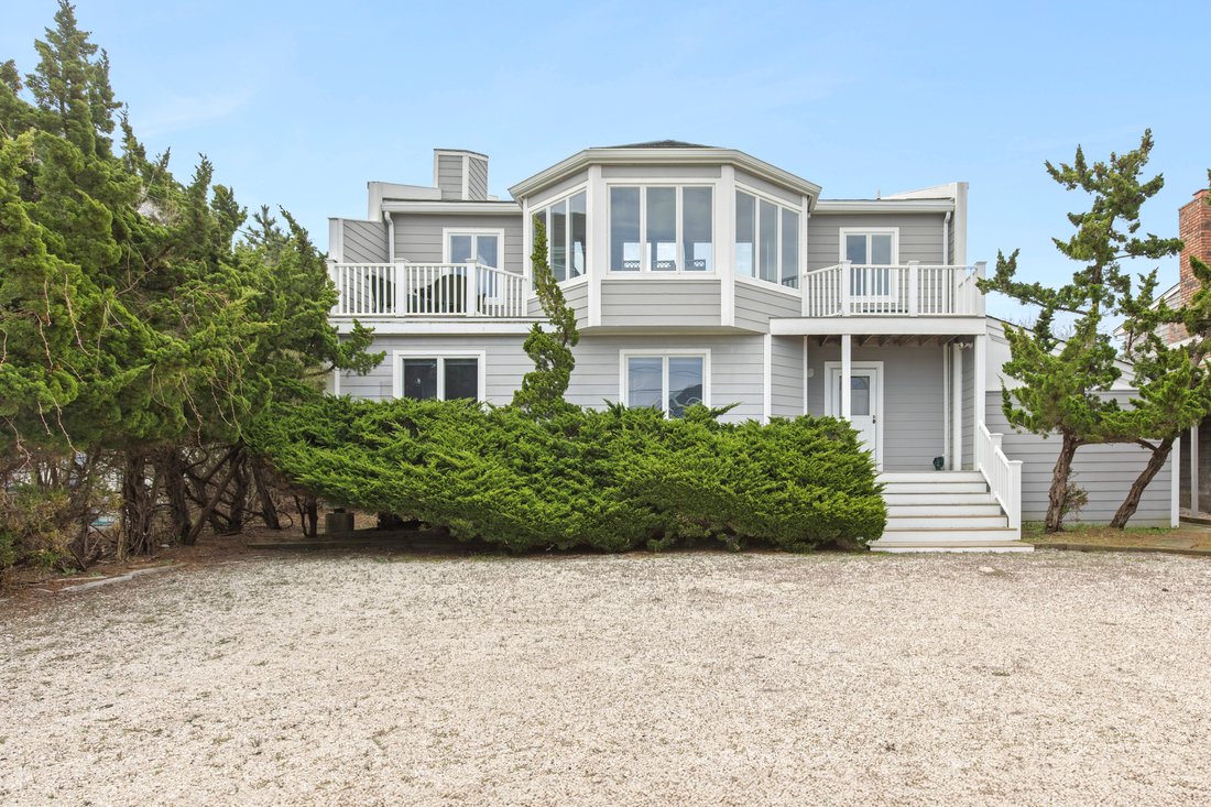 House in Westhampton, New York, United States 1 - 17943795