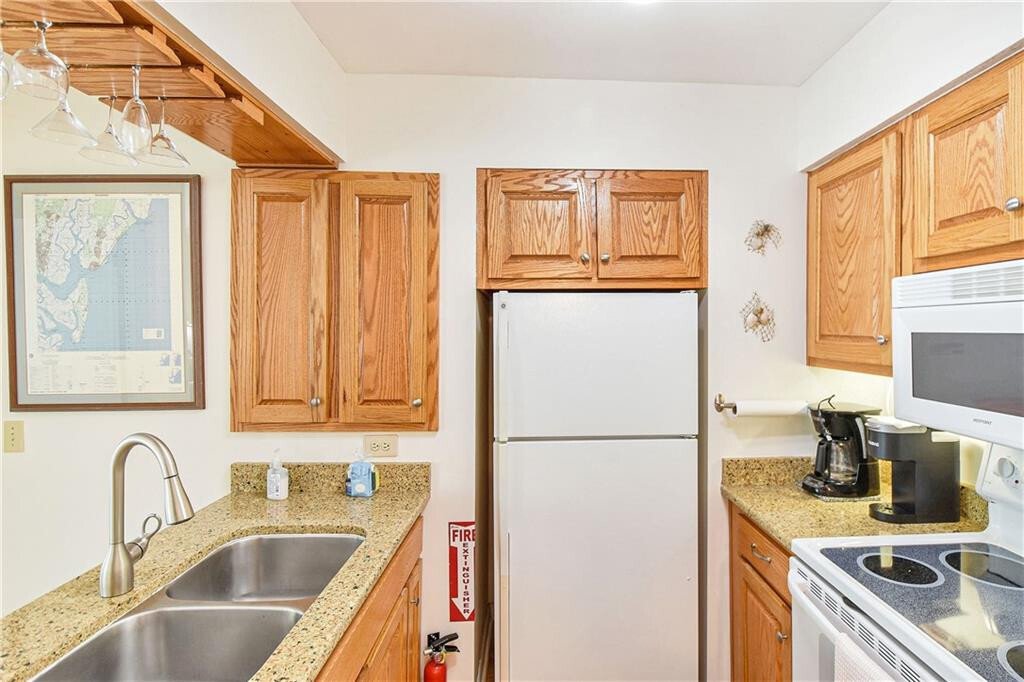 Condo in St. Simons, Georgia, United States 4 - 17162983