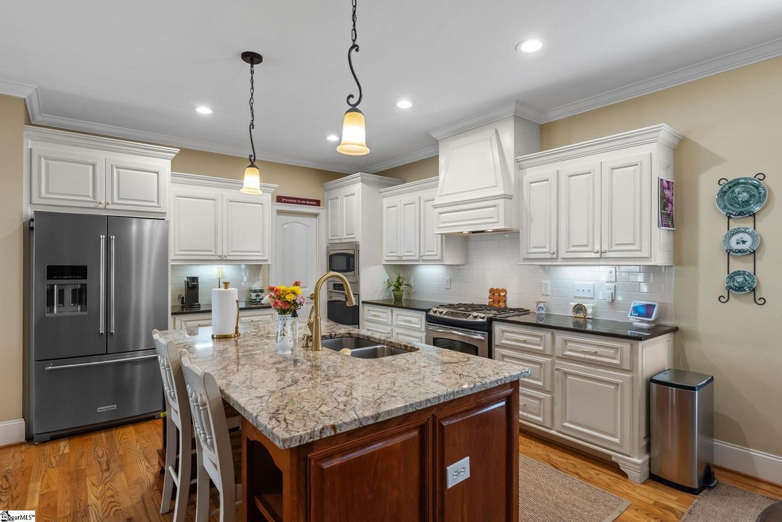 House in Greenville, South Carolina, United States 4 - 17988219