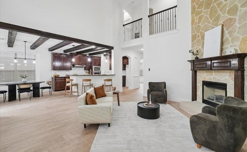 House in Arlington, Texas, United States 1