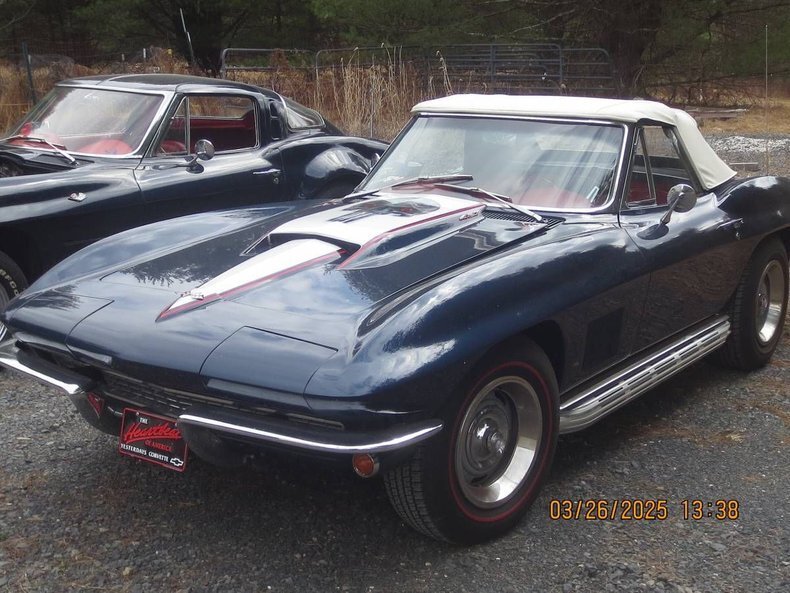Cabriolet in Glendale, United States 2 - 17996184