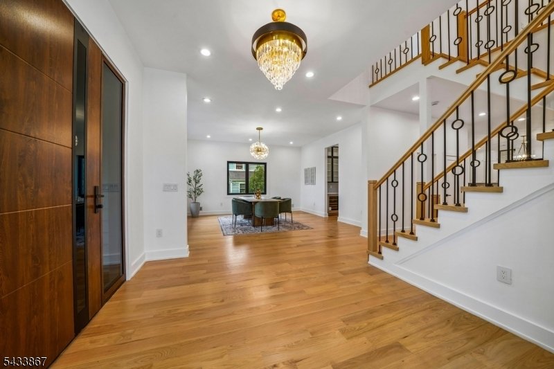 House in Millburn, New Jersey, United States 3 - 17995594