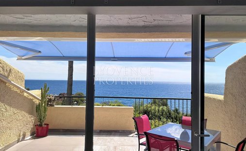 Villa in Le Dramont-Agay-Anthéor-Le Trayas, Saint-Raphaël, France 1