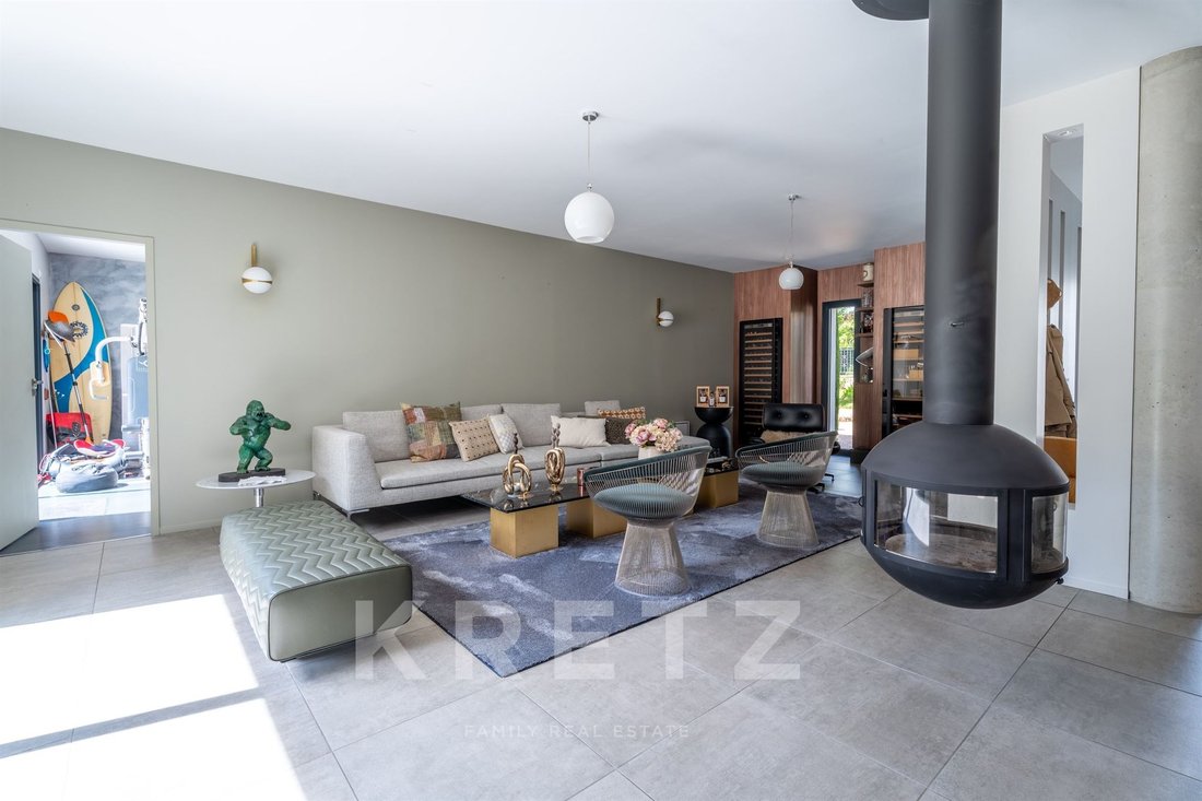House in Grande Couronne, Saint-Just-Saint-Rambert, France 5 - 17995069