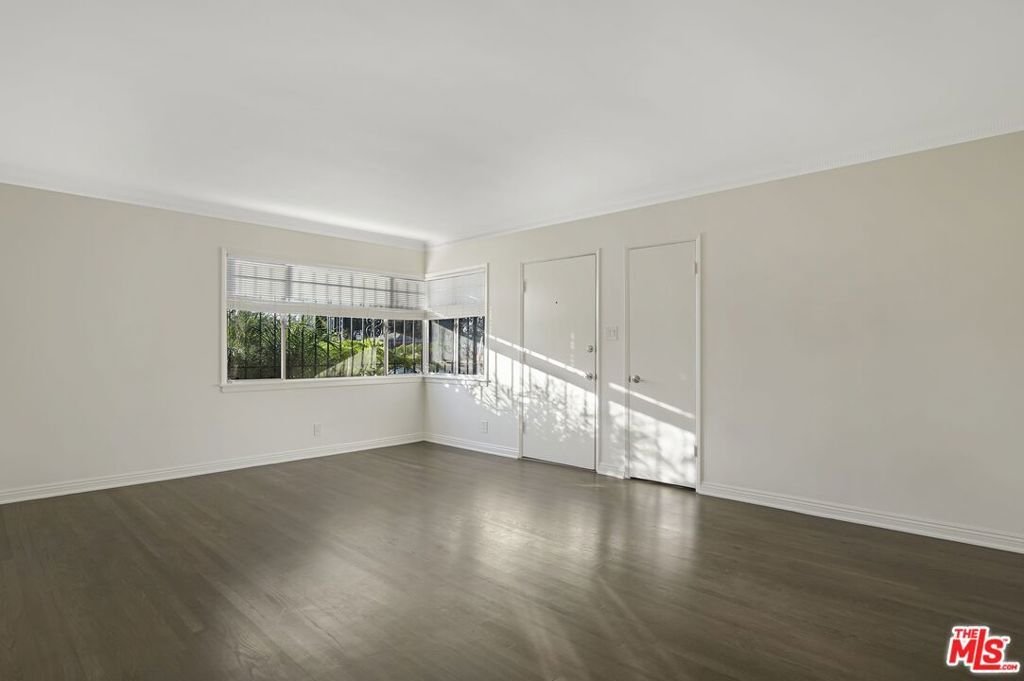 Los Angeles, California, United States 4 - 17987586
