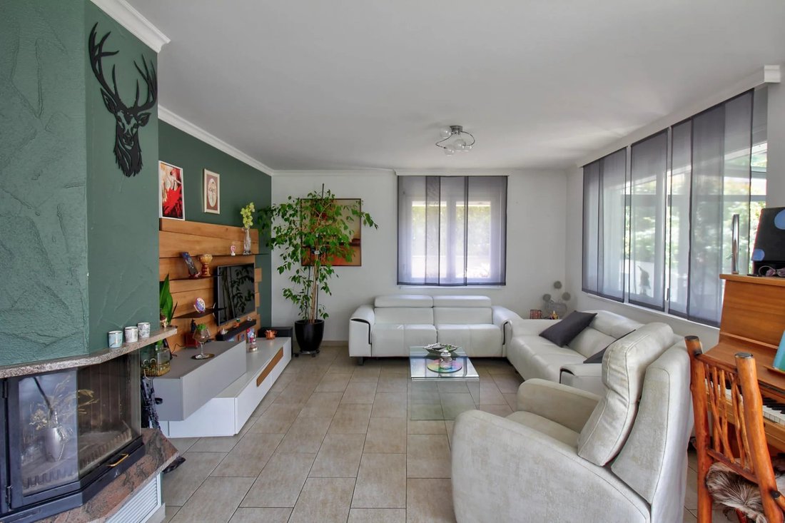 Villa in Sierre, Valais, Switzerland 2 - 17986067