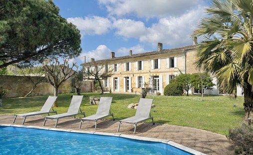 House in Nord Ouest, Saint-André-de-Cubzac, France 1