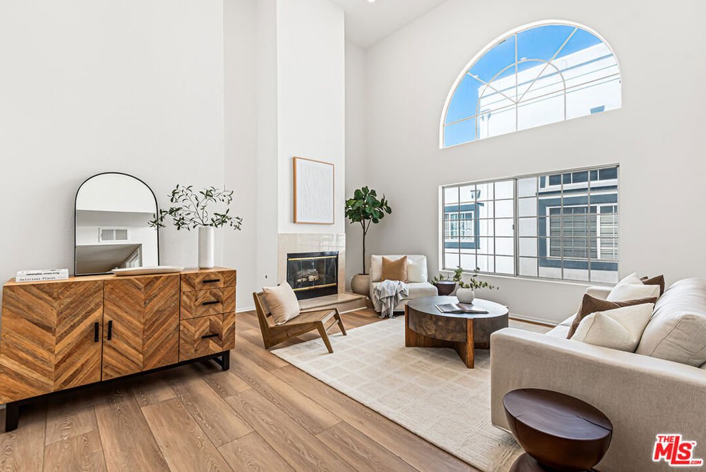 Townhouse in Culver City, California, United States 1 - 17987538