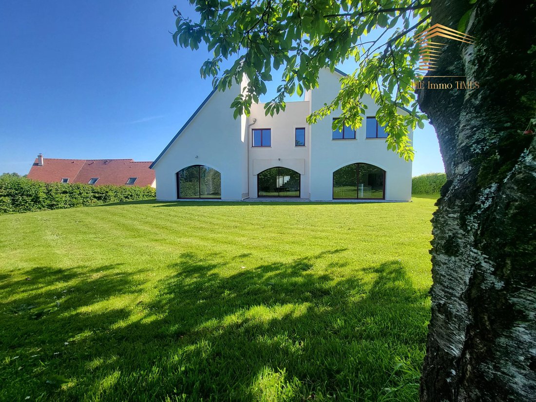 House in La Neuville-Chant-d'Oisel, Normandy, France 1 - 17987365
