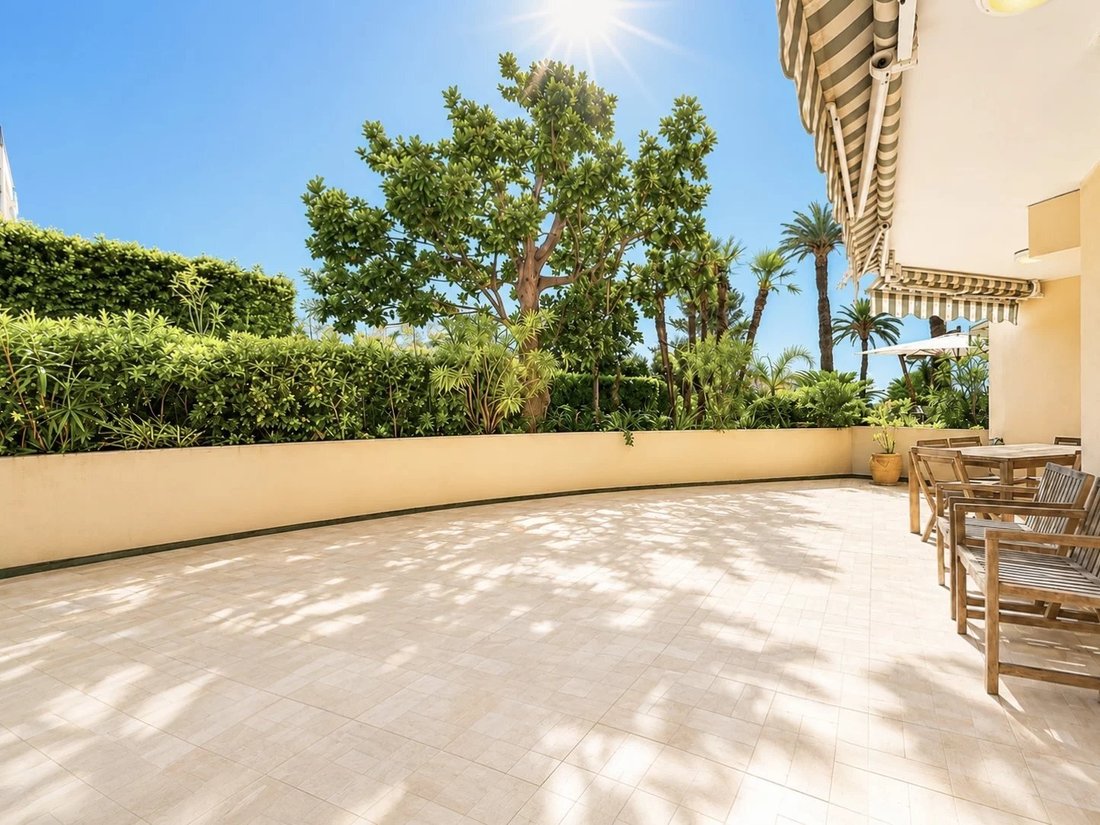 Apartment in Cannes, Provence-Alpes-Côte d'Azur, France 1 - 17694881