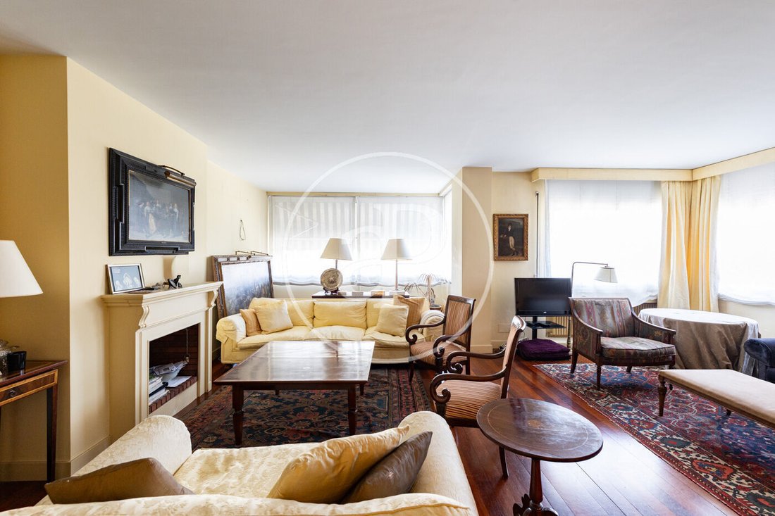 Apartment in Sarrià-Sant Gervasi, Barcelona, Spain 3 - 17991603