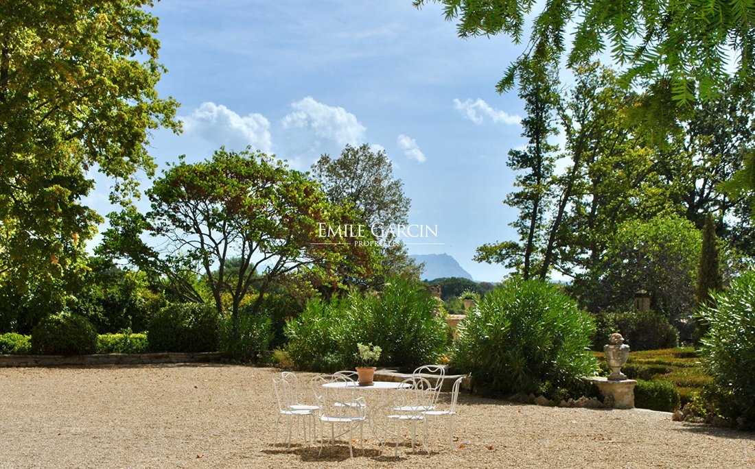 Villa in Granettes-Jauberte-Sainte Anne, Aix-en-Provence, France 4 - 17986574