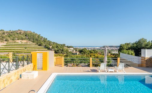 Villa in Sagunt / Sagunto, Valencian Community, Spain 1