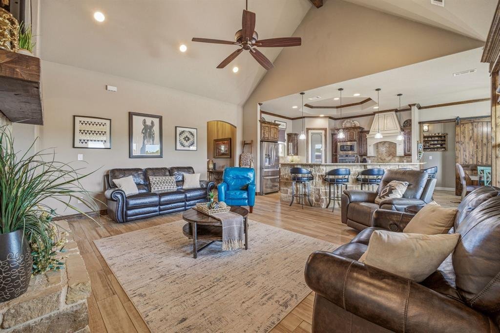 House in Mineral Wells, Texas, United States 4 - 17988769