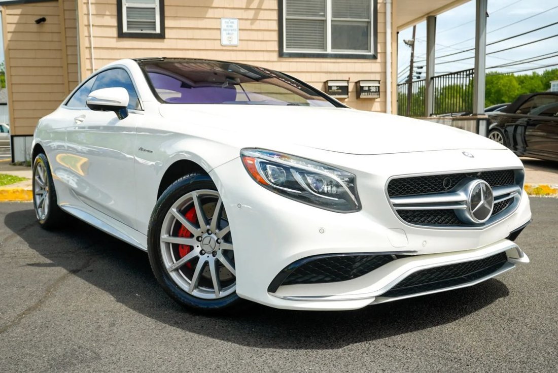 Coupe in Atlantic Highlands, NJ, United States 3 - 17995496