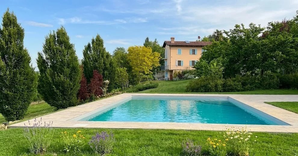Country House in Clavesana, Piedmont, Italy 1 - 16798254