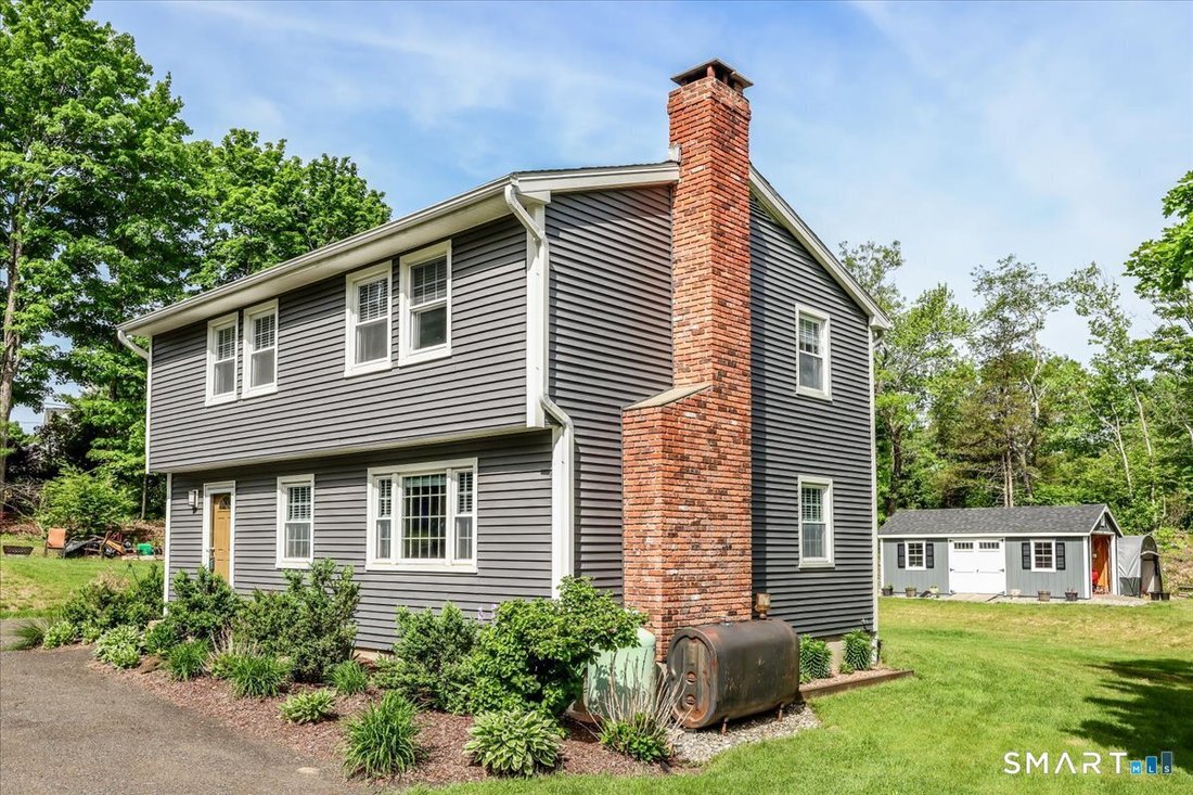 House in Newtown, Connecticut, United States 1 - 17996185