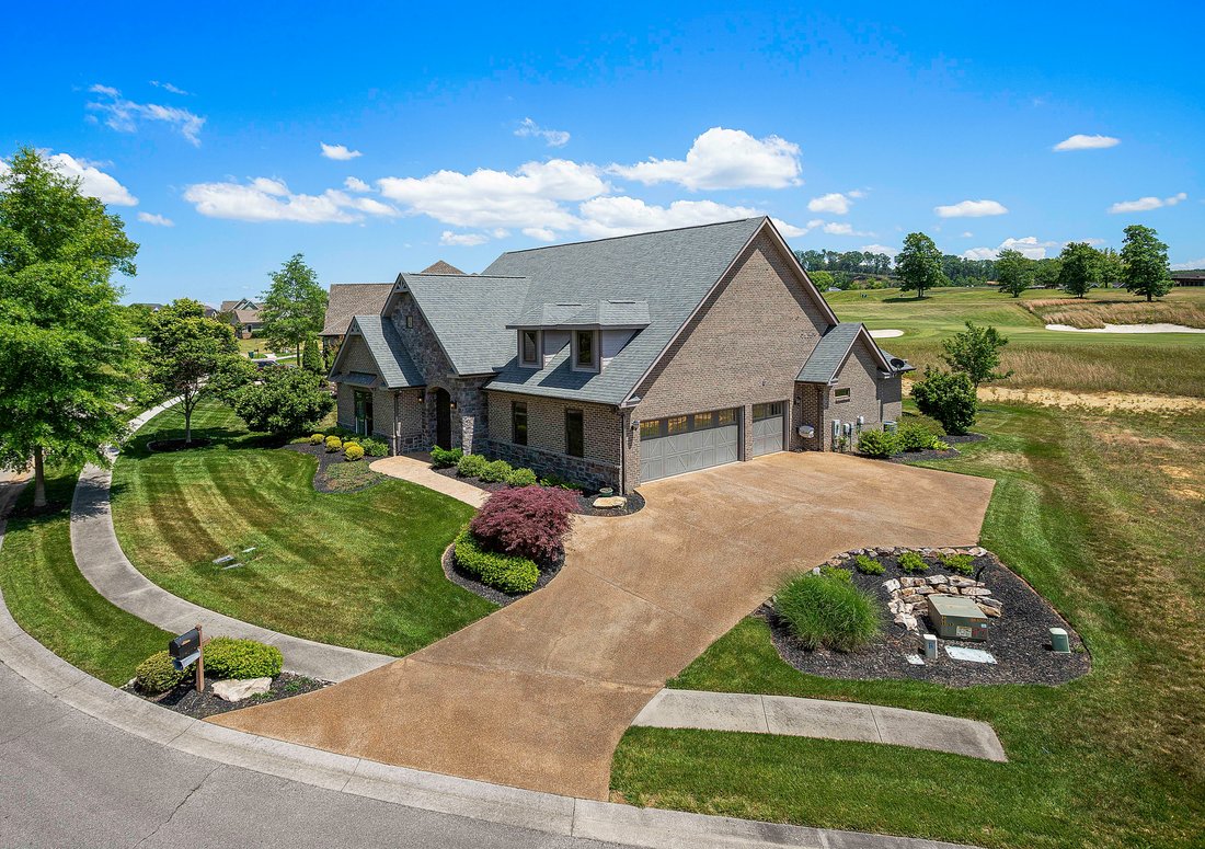 House in Tellico Village, Tennessee, United States 2 - 17985672