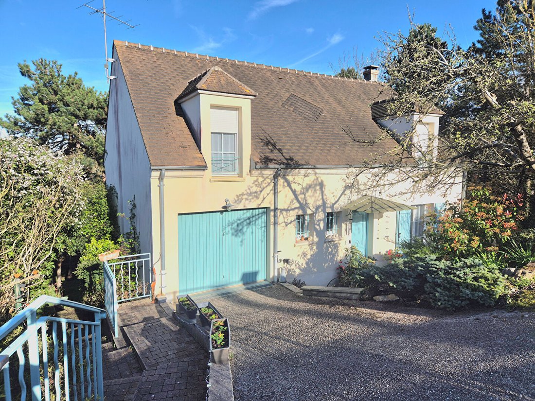 Villa in Vaureal, Ile-de-France, France 1 - 17993726