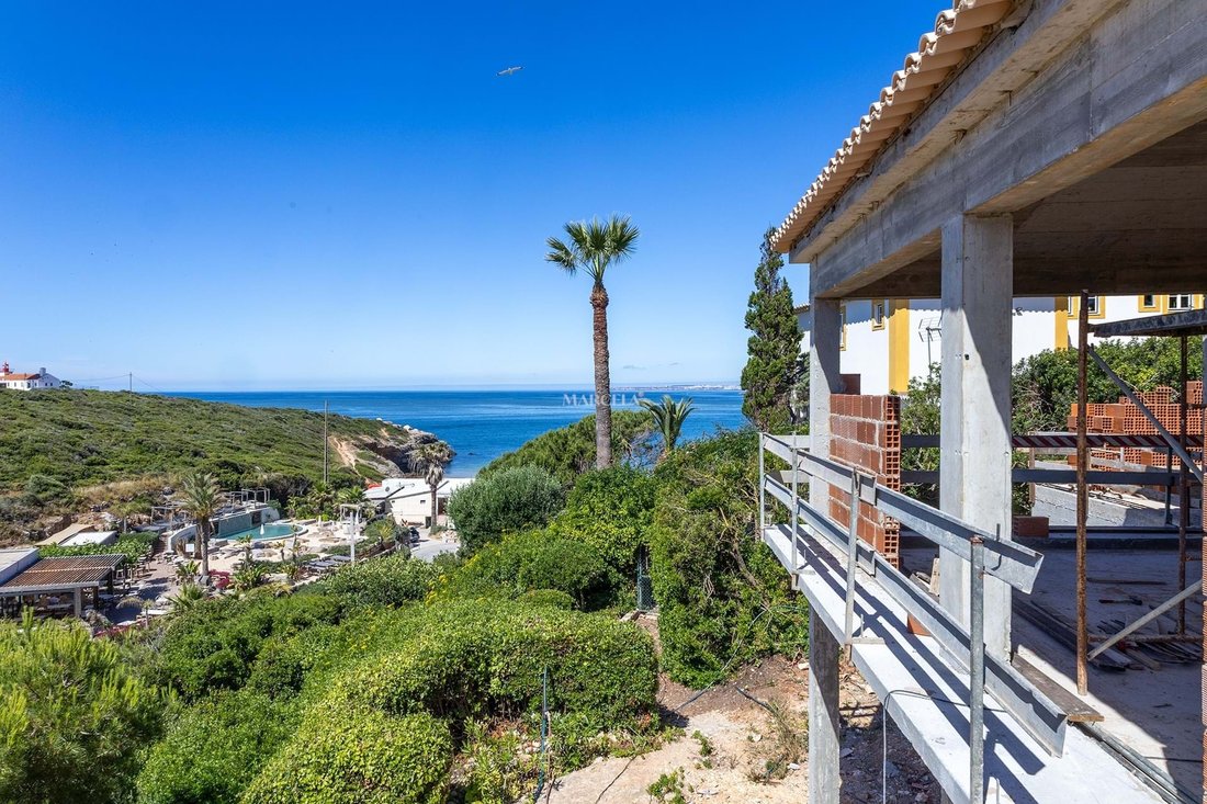 Villa in Lagoa e Carvoeiro, Algarve, Portugal 1 - 17986779