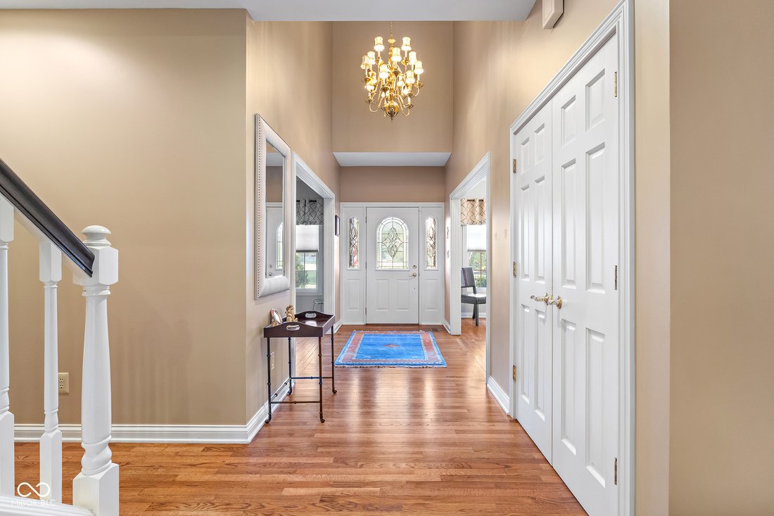 House in Columbus, Indiana, United States 3 - 17987044