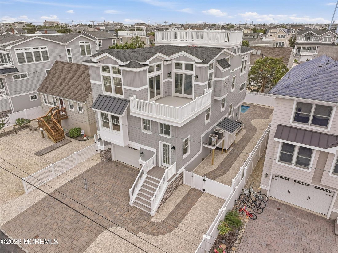 House in Beach Haven, New Jersey, United States 1 - 17994265