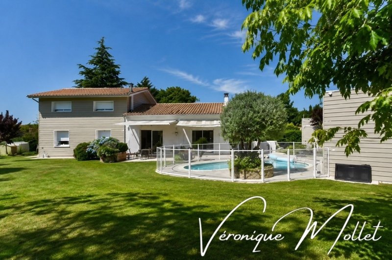 Villa in Lignan-de-Bordeaux, Nouvelle-Aquitaine, France 3 - 17976517