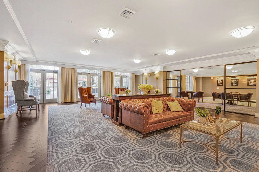 Condo in McLean, Virginia, United States 5 - 17711413