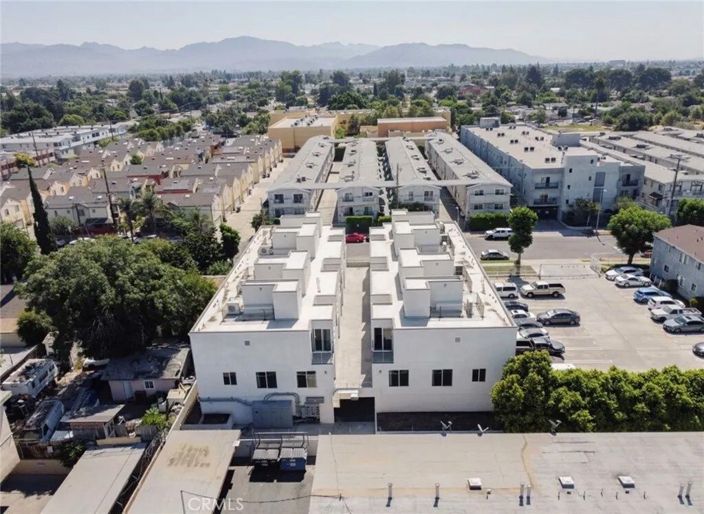 Los Angeles, California, United States 2 - 17322094