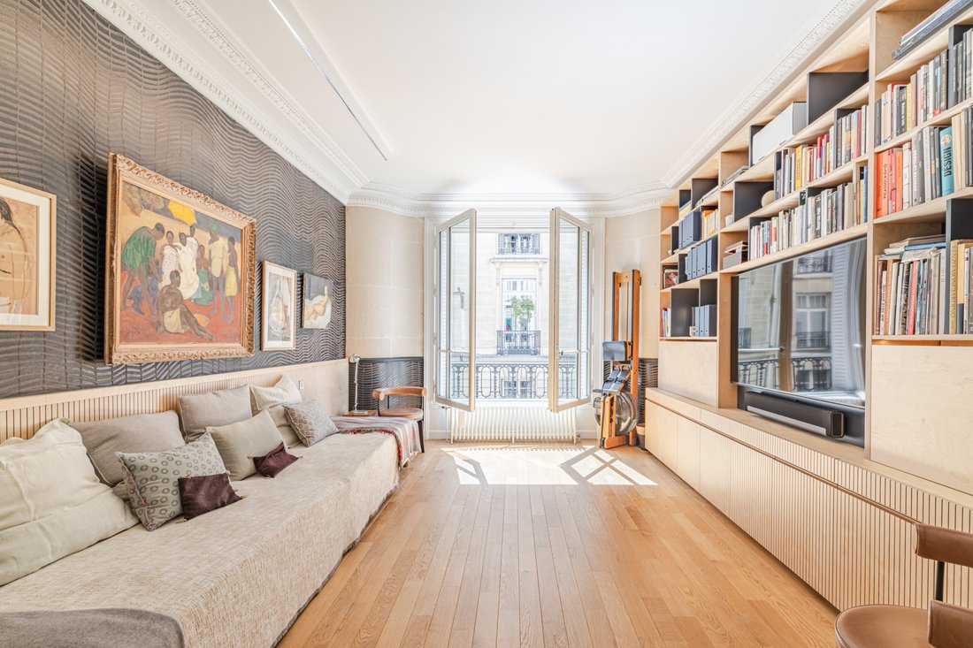 Apartment in Odéon, Paris 6e Arrondissement, Paris 3 - 17725395