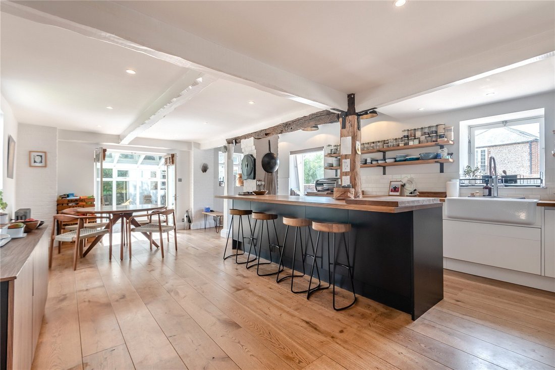 House in Cokeham, Lancing, England 2 - 17989334
