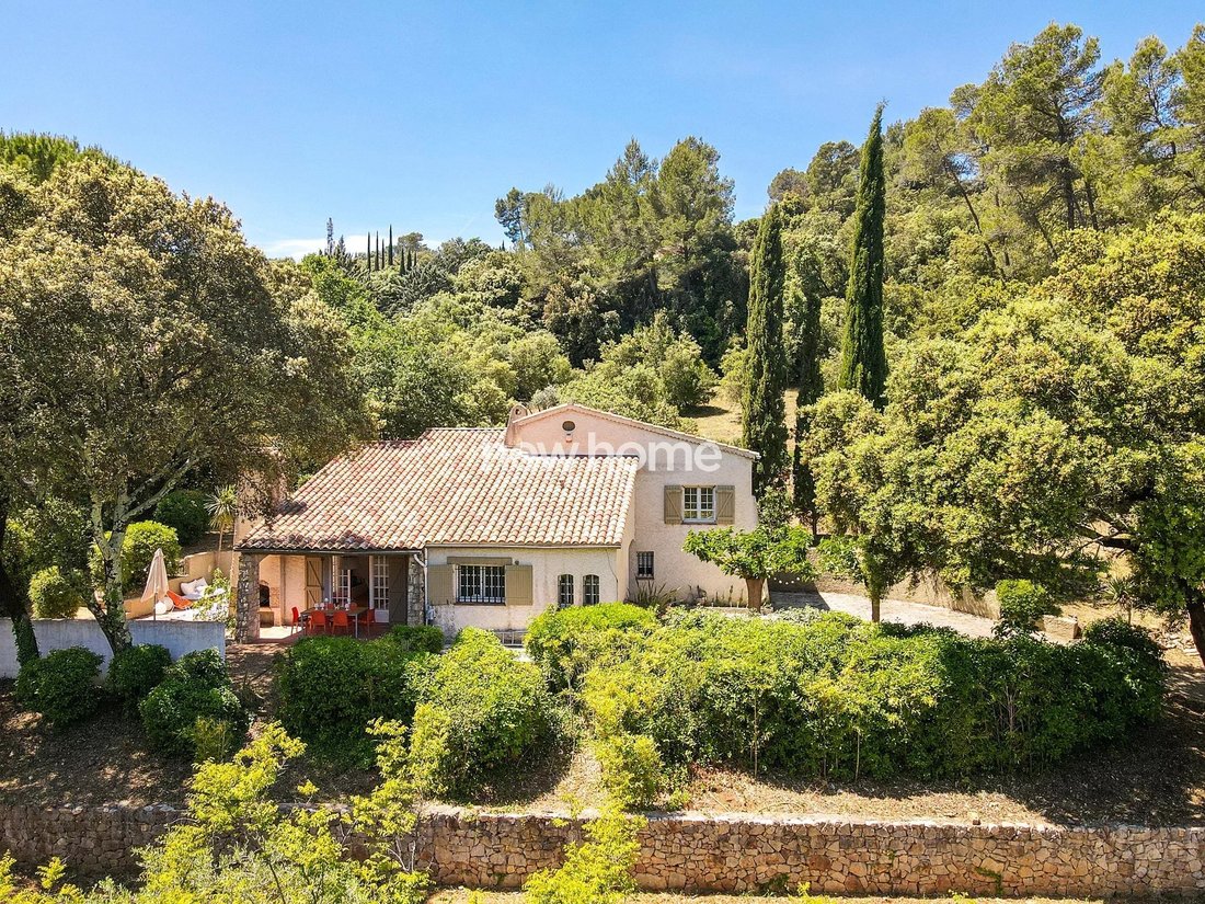 House in Le Thoronet, Provence-Alpes-Côte d'Azur, France 1 - 17986167