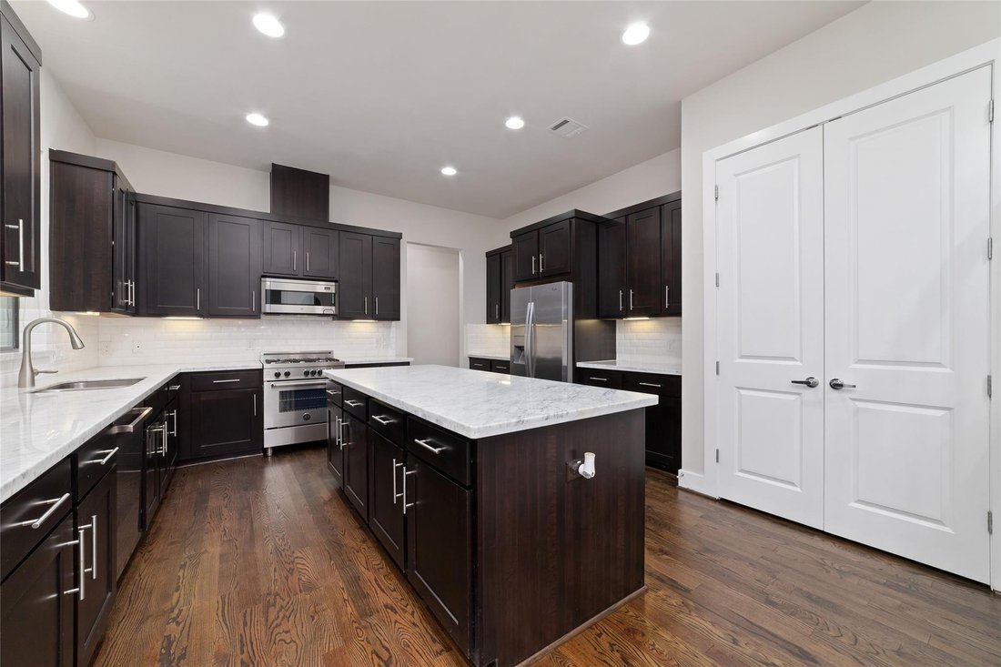 House in Houston, Texas, United States 4 - 17993287