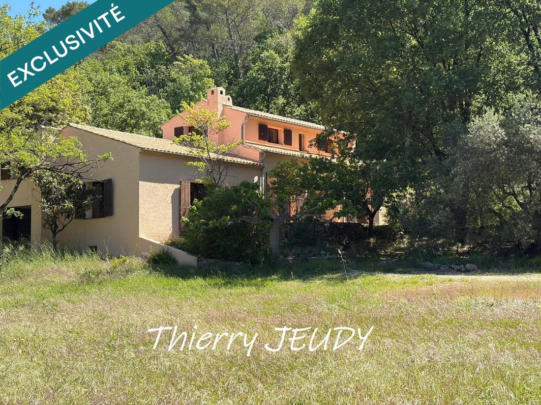 House in Méounes-lès-Montrieux, Provence-Alpes-Côte d'Azur, France 1 - 17992622