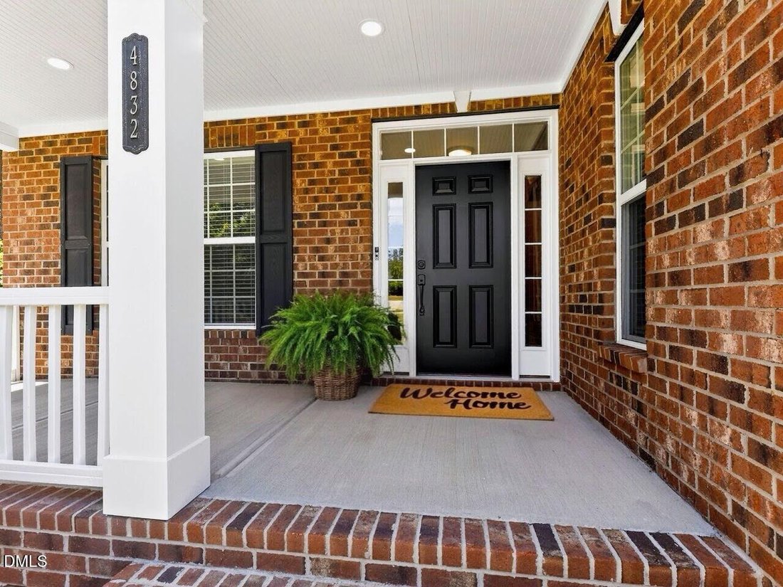 House in Apex, North Carolina, United States 2 - 17946060