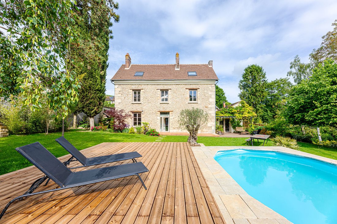 Villa in Berville, Ile-de-France, France 1 - 17993743