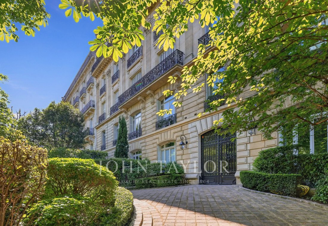 Apartment in Porte Dauphine, Paris 16e Arrondissement, Paris 1 - 17993672