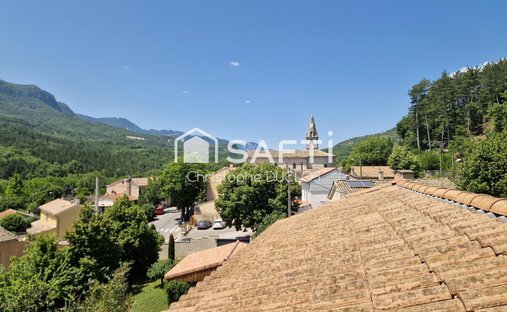 House in Noyers-sur-Jabron, Provence-Alpes-Côte d'Azur, France 1