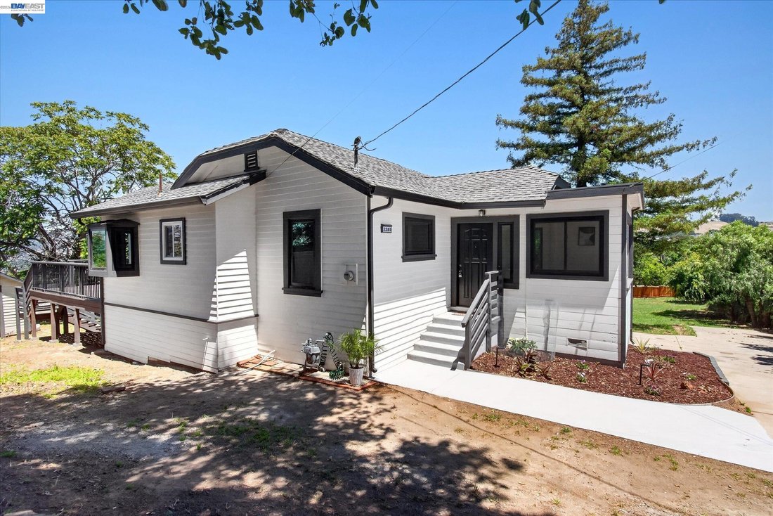 House in Hayward, California, United States 1 - 17994424