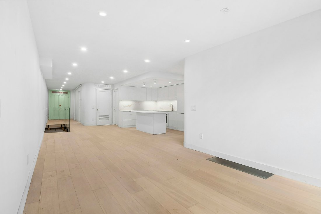 Condo in New York, New York, United States 3 - 17989101