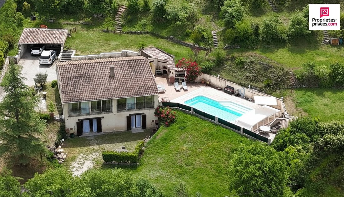 Villa in Esparron-de-Verdon, Provence-Alpes-Côte d'Azur, France 2 - 17997489