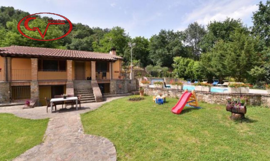 Villa in Terranuova Bracciolini, Tuscany, Italy 1 - 17995221