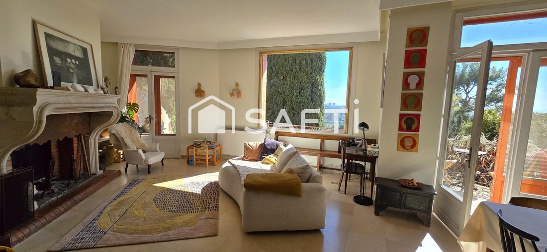 House in Montagne des Chèvres, Villeneuve-lès-Avignon, France 2 - 17992682