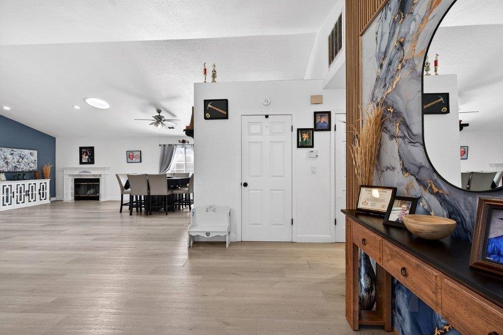 Apartment in Gilroy, California, United States 3 - 17991292