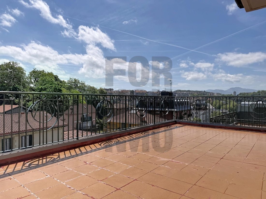 Ipar-Ekialdea, Donostia-San Sebastian, Spain 2 - 17996012